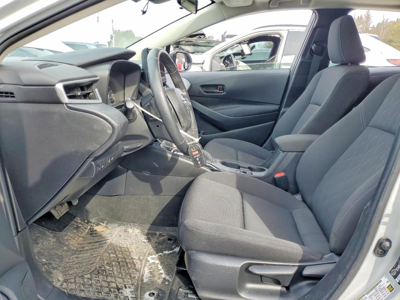 2023 TOYOTA COROLLA LE photo 7