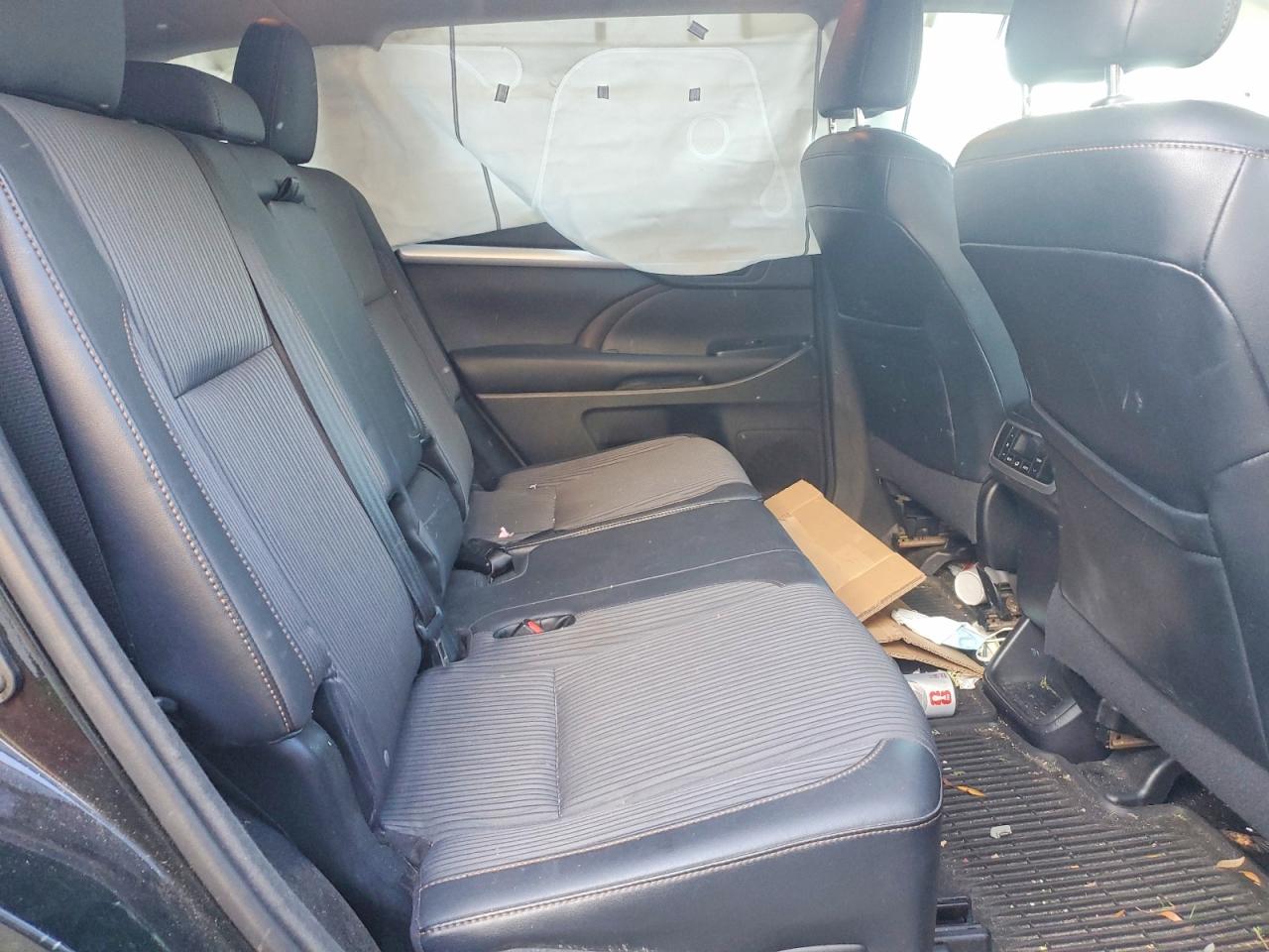 2014 TOYOTA HIGHLANDER LE PLUS photo 11