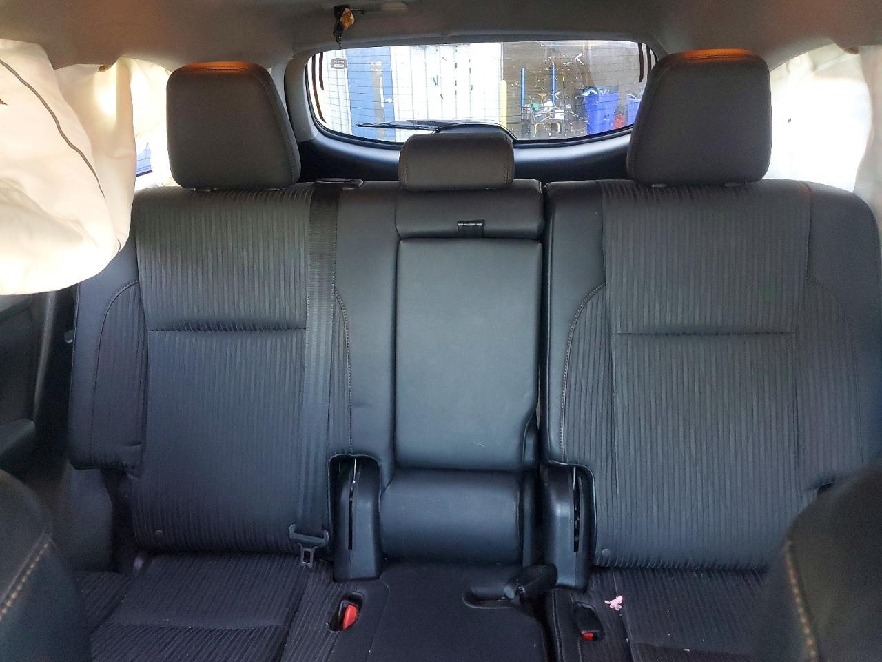 2014 TOYOTA HIGHLANDER LE PLUS photo 10