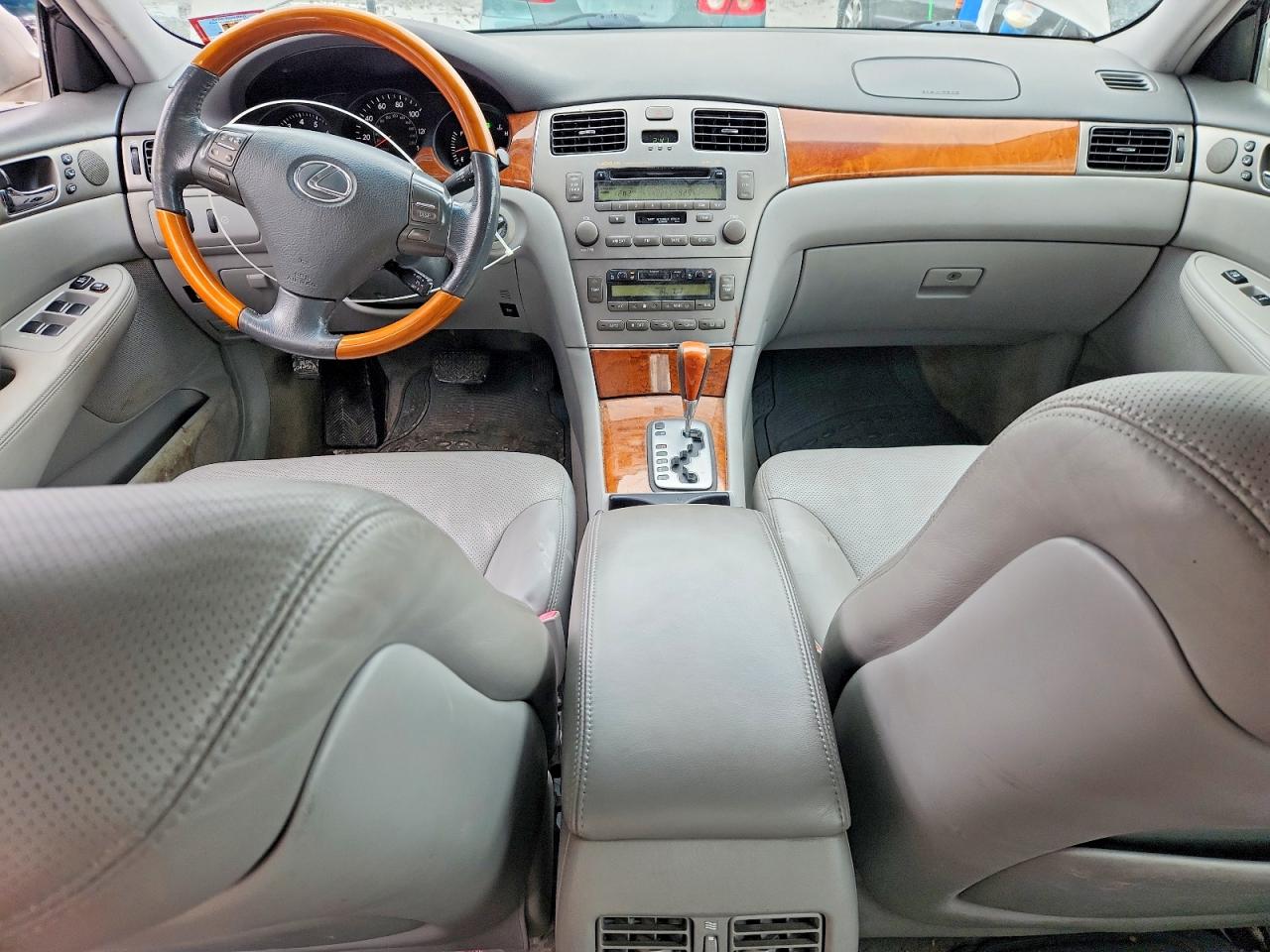 2005 LEXUS ES photo 15