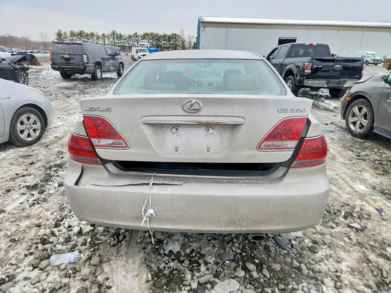 2005 LEXUS ES photo 11
