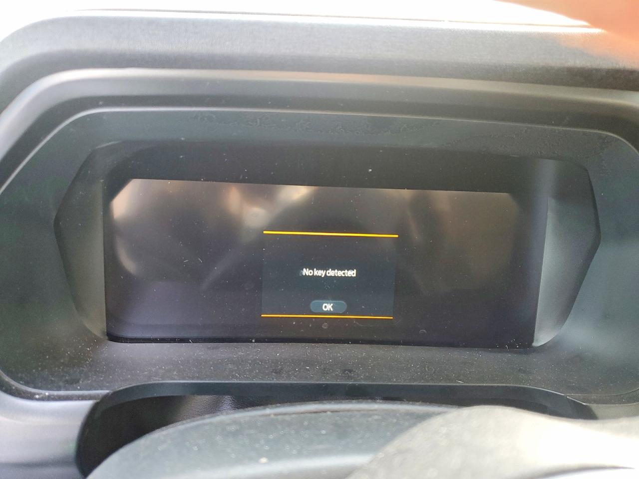 2025 FORD F150 LARIAT photo 17