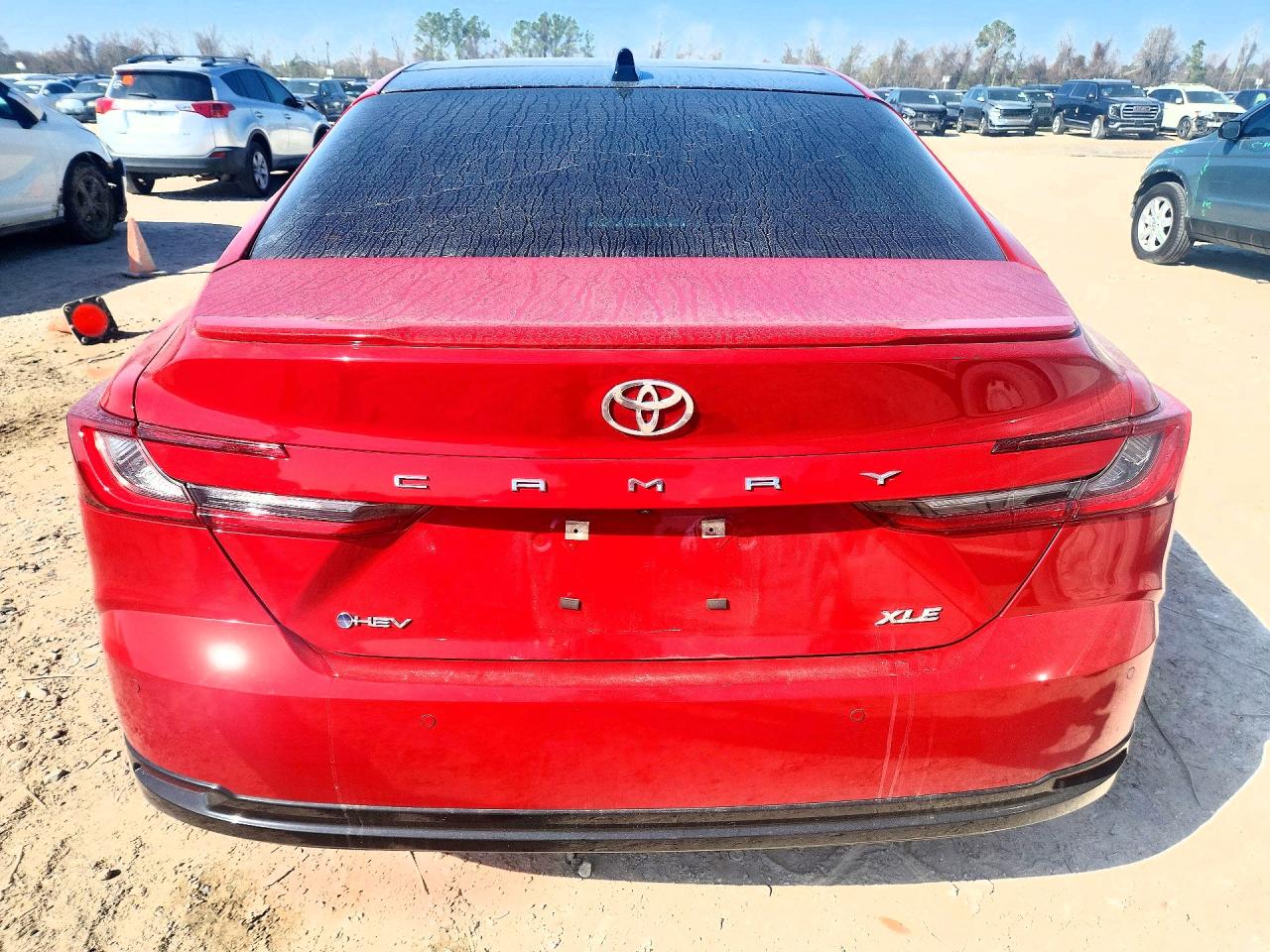 2025 TOYOTA CAMRY photo 11