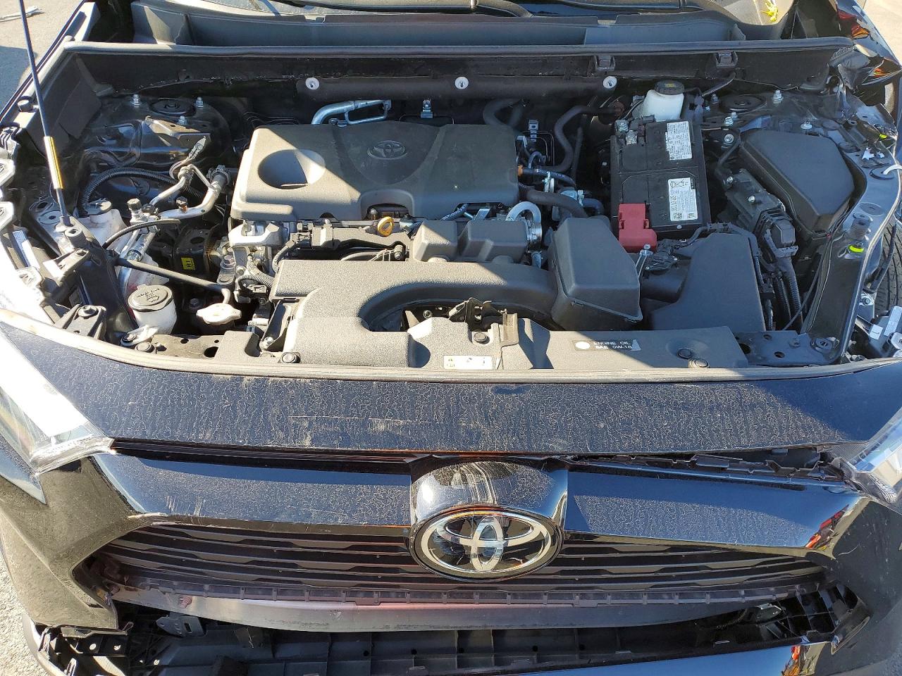 2024 TOYOTA RAV4 XLE photo 21