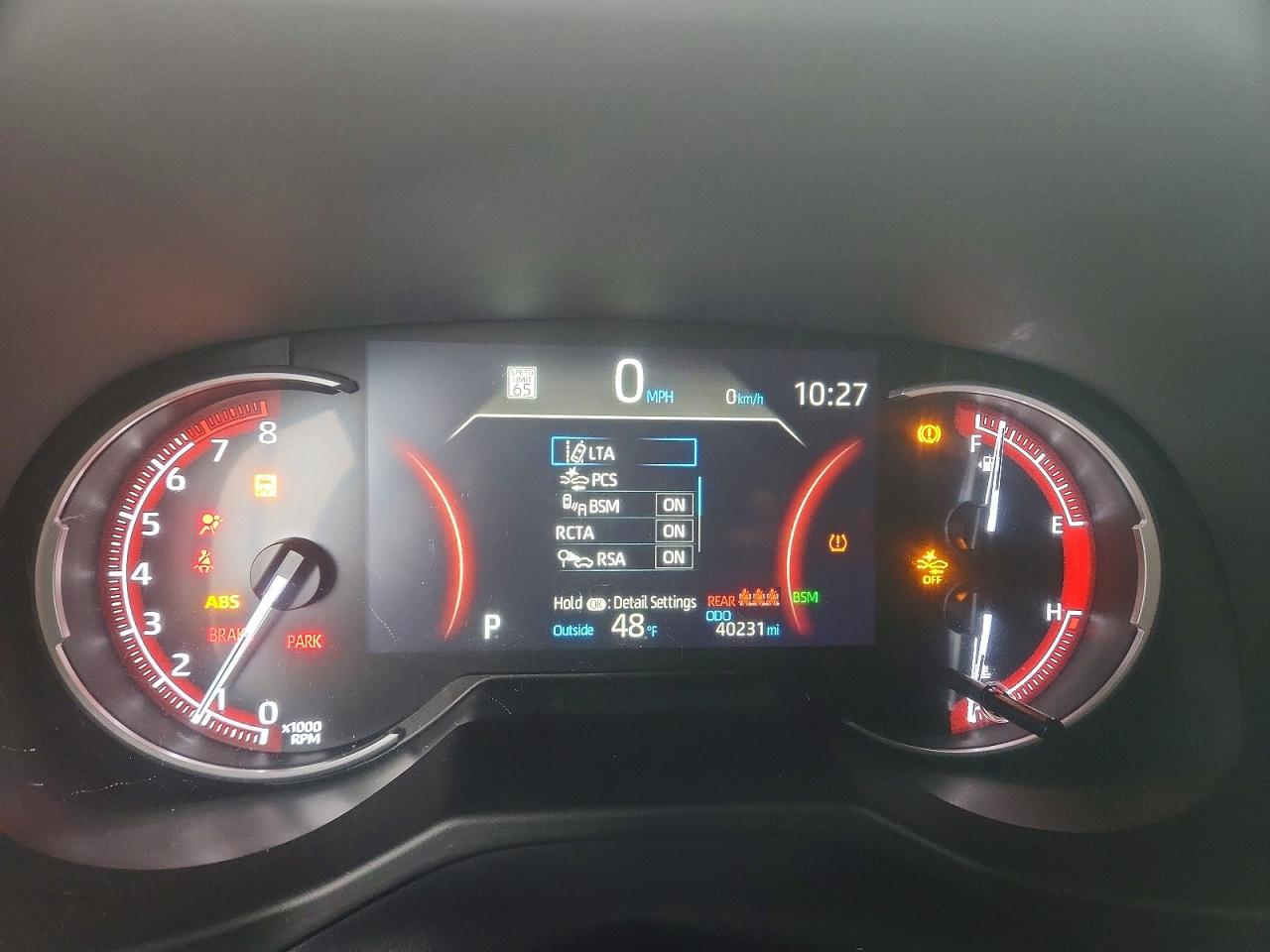 2024 TOYOTA RAV4 XLE photo 17
