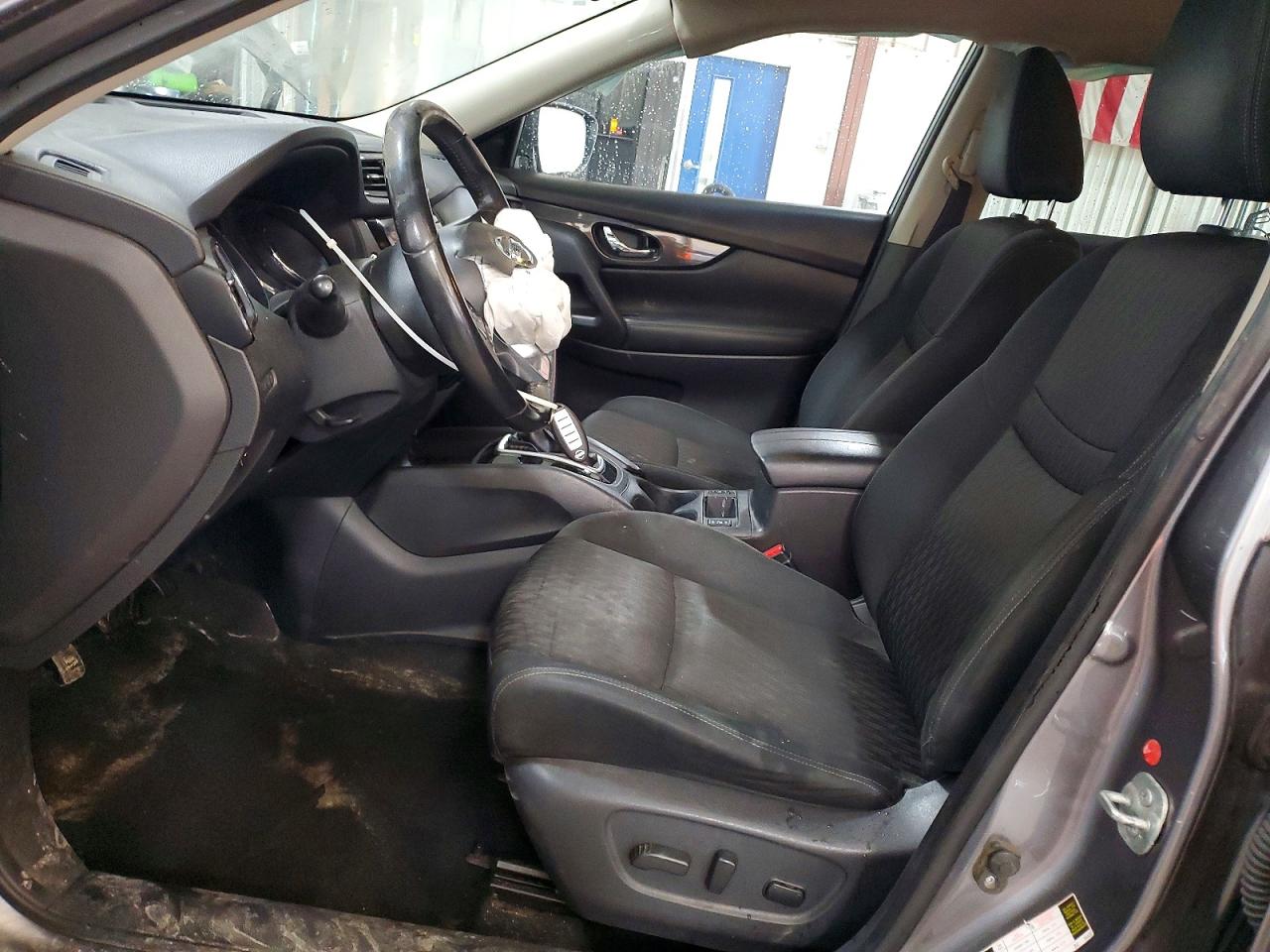 2019 NISSAN ROGUE SV photo 7