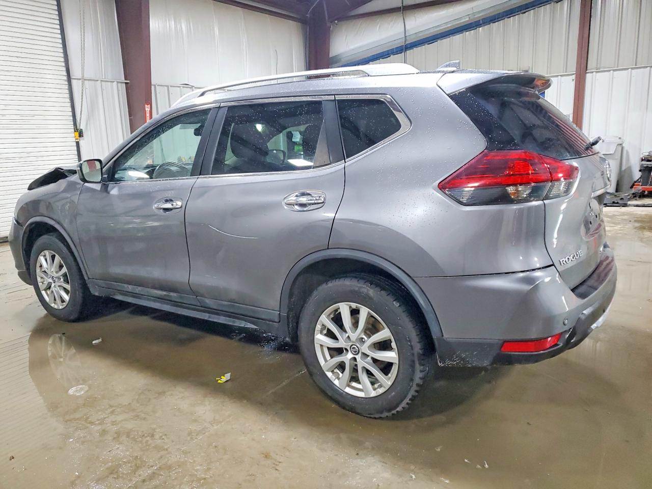 2019 NISSAN ROGUE SV photo 2