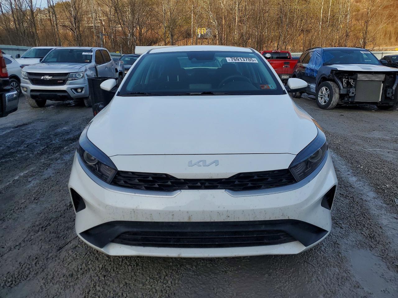 2024 KIA FORTE LX photo 5