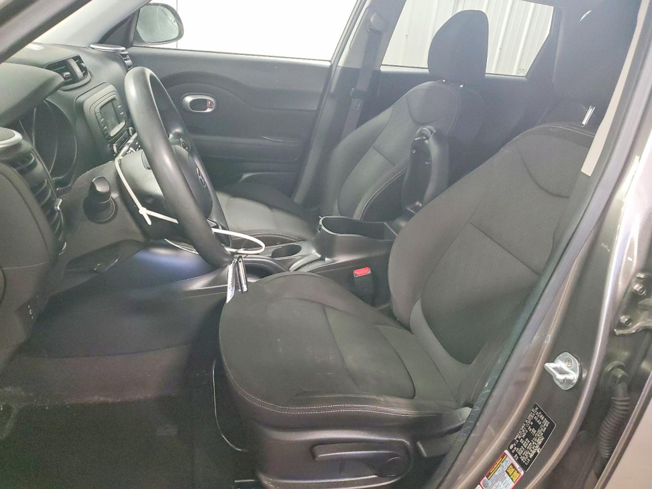 2016 KIA SOUL photo 19