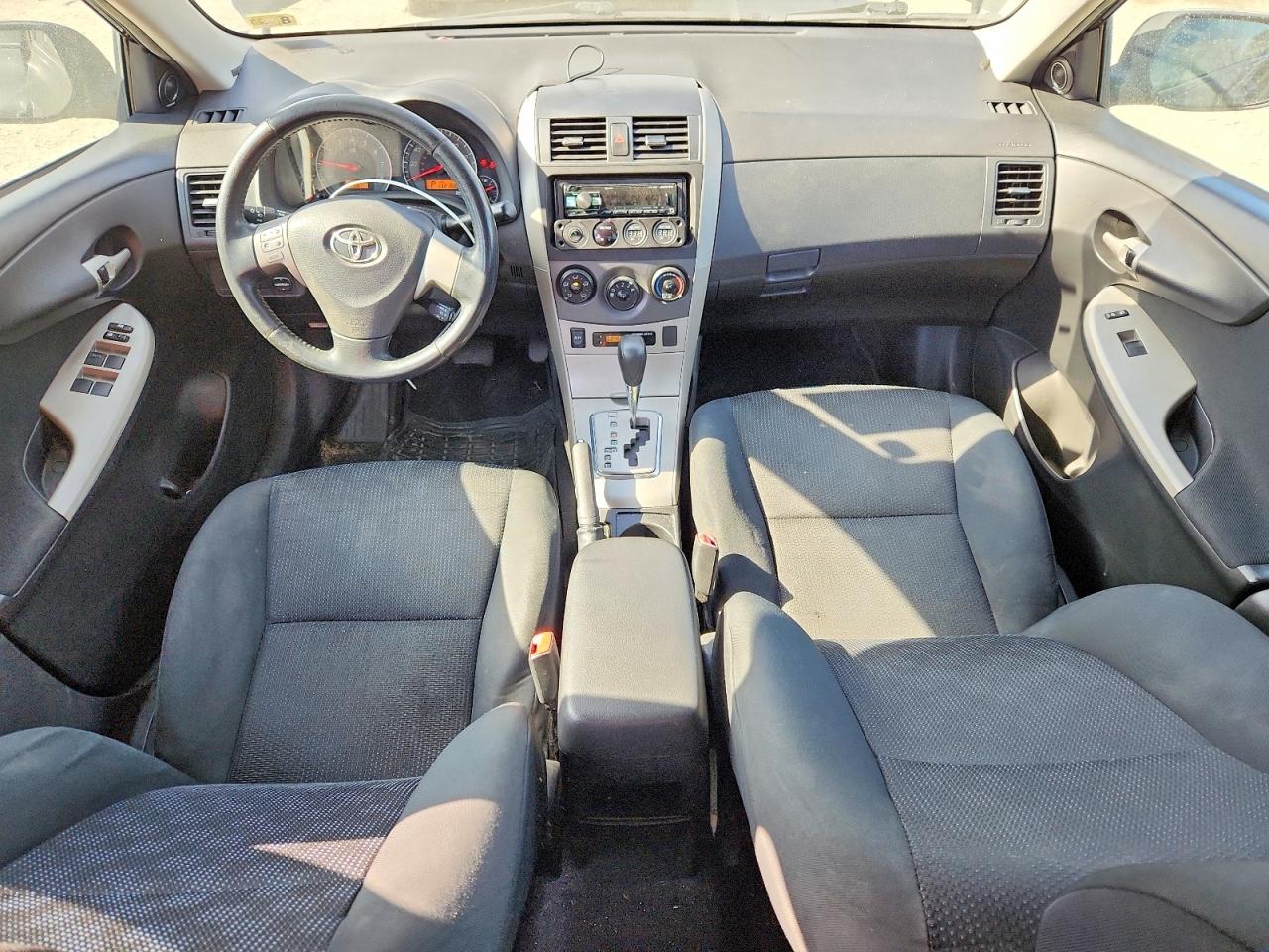 2010 TOYOTA COROLLA BASE photo 22