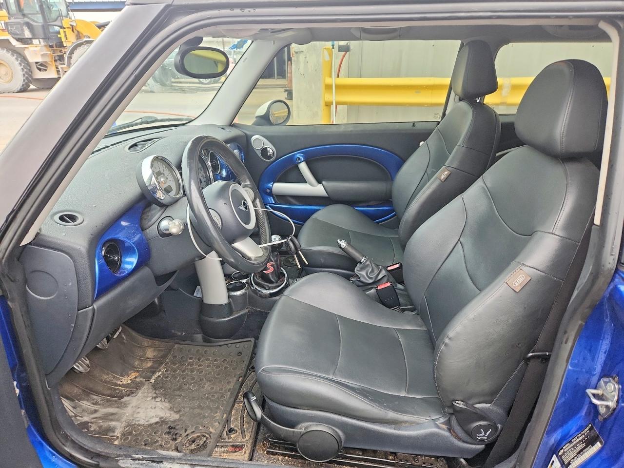 2005 MINI COOPER S photo 7