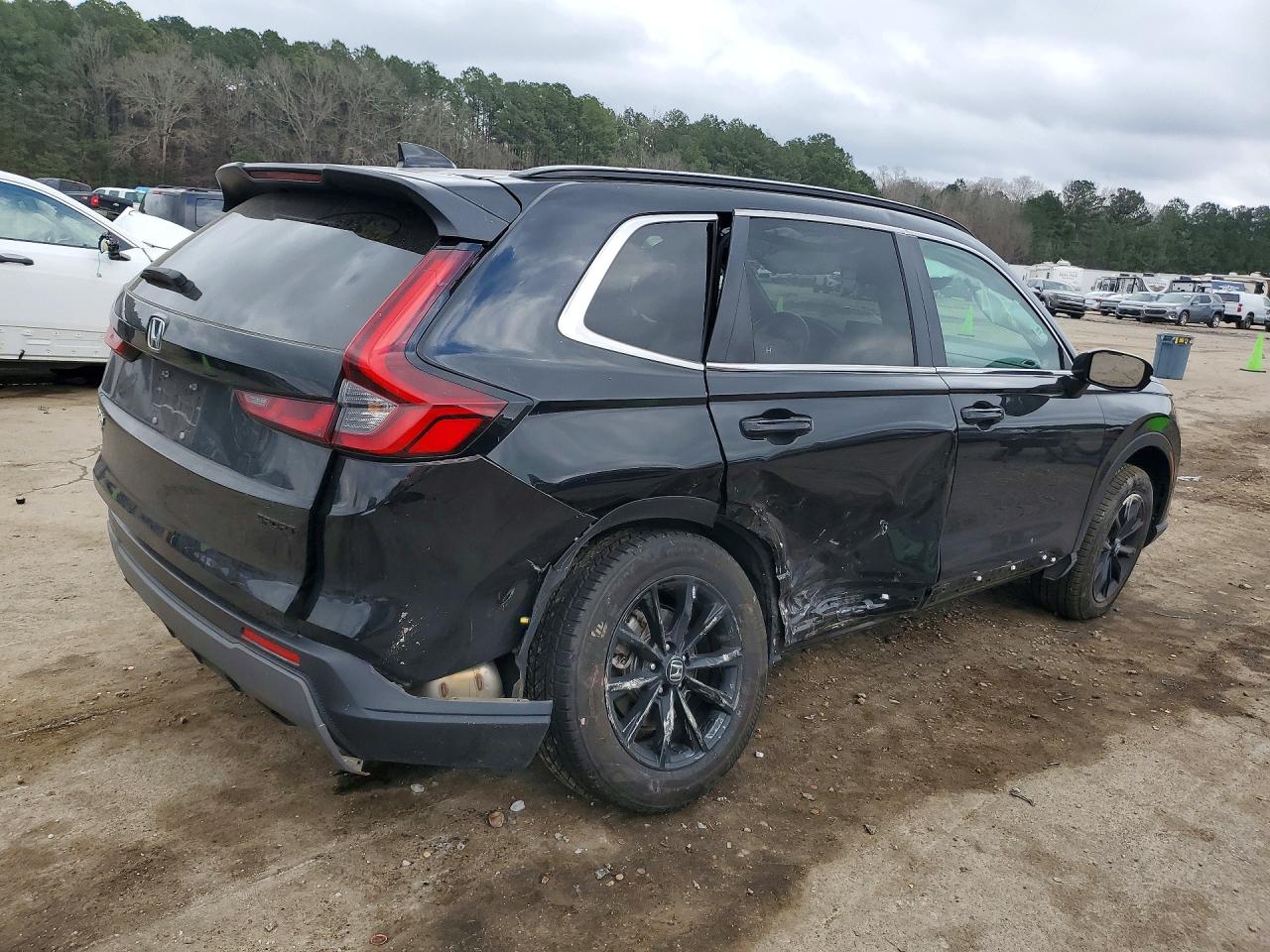2024 HONDA CR-V SPORT photo 3