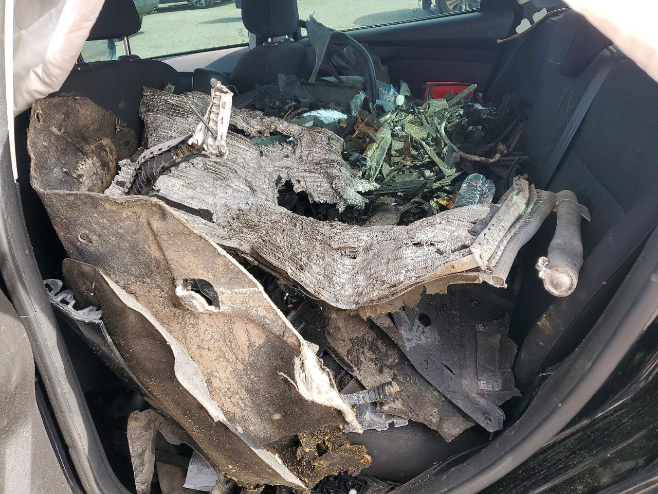 2018 FORD FOCUS SE photo 19