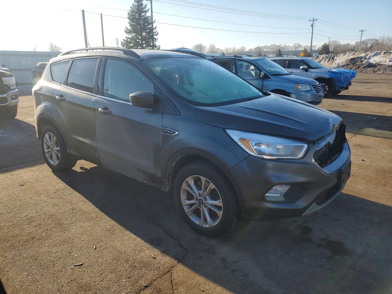 2018 FORD ESCAPE SE photo 4