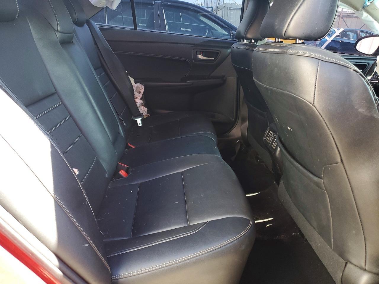 2016 TOYOTA CAMRY XLE V6 photo 28
