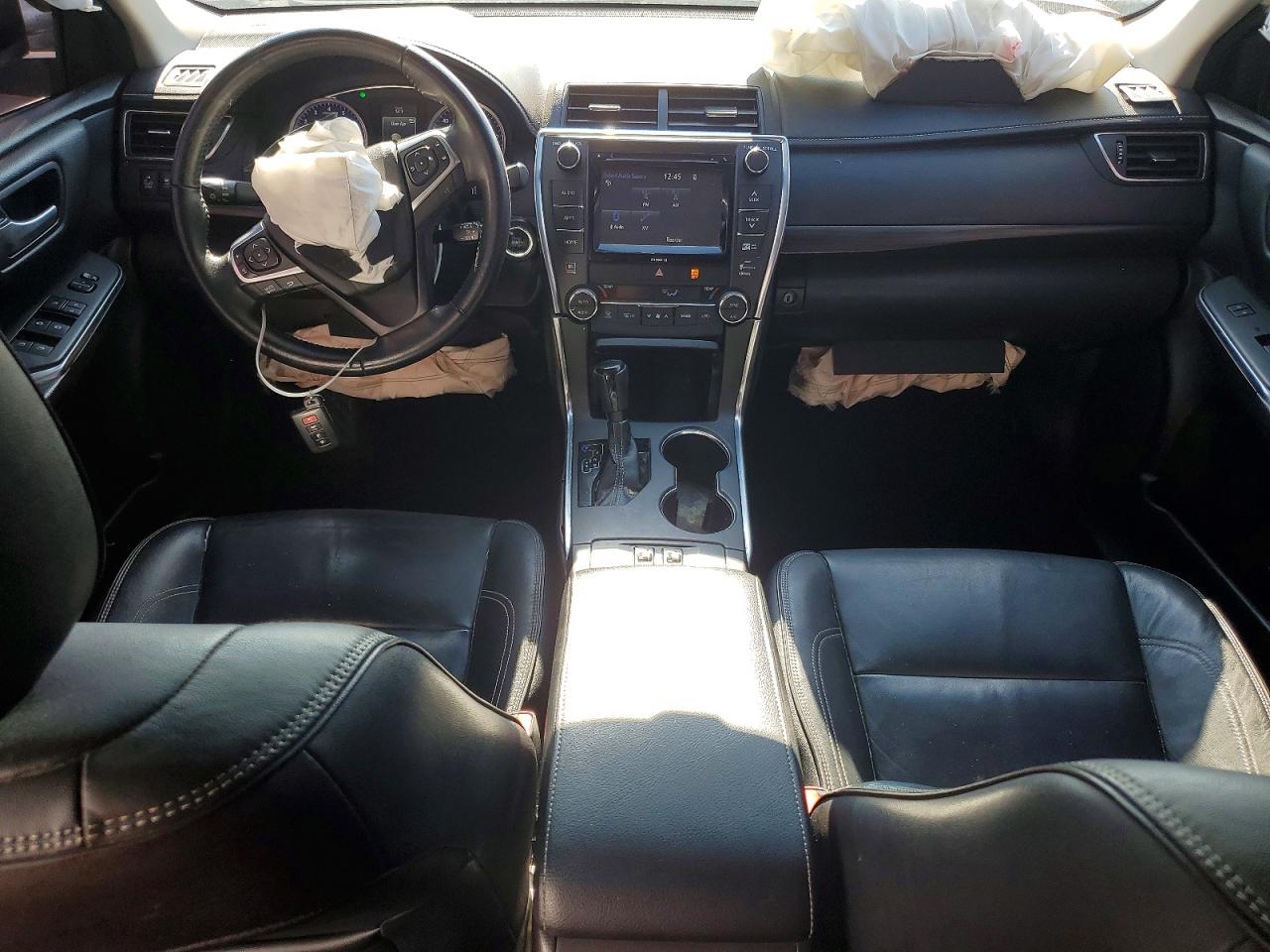 2016 TOYOTA CAMRY XLE V6 photo 22