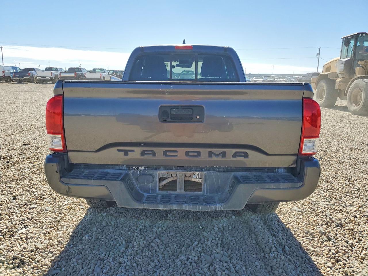 2019 TOYOTA TACOMA SR photo 6