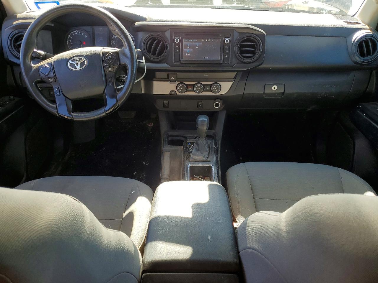 2019 TOYOTA TACOMA SR photo 8