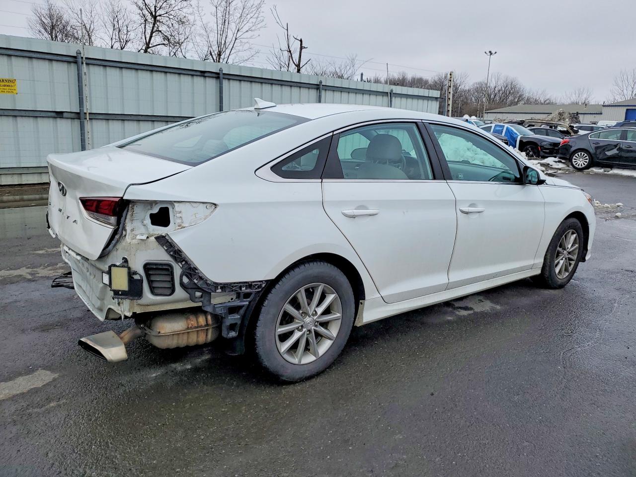 2018 HYUNDAI SONATA SE photo 5