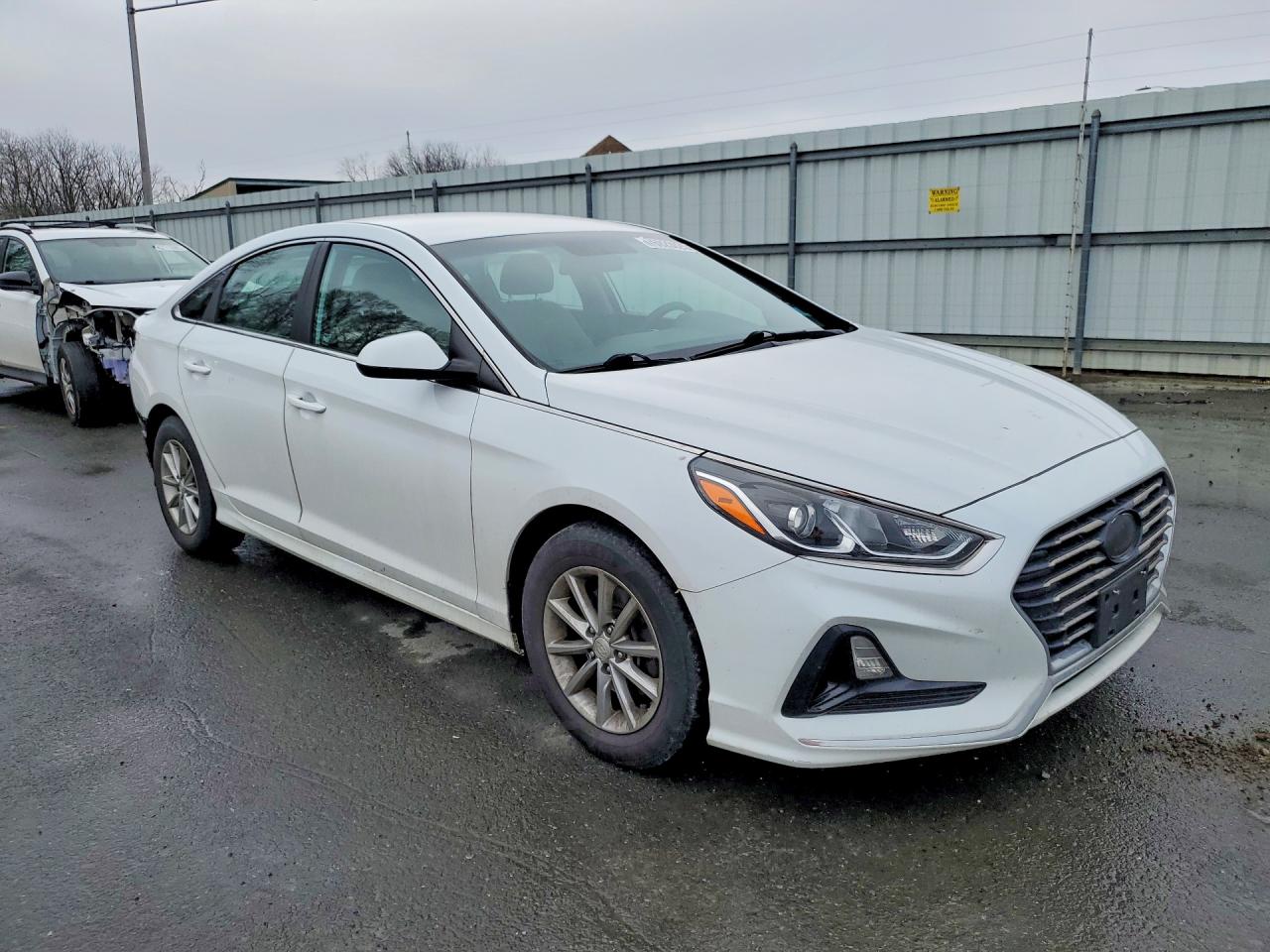 2018 HYUNDAI SONATA SE photo 7