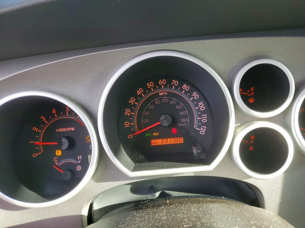 2010 TOYOTA TUNDRA GRADE photo 9