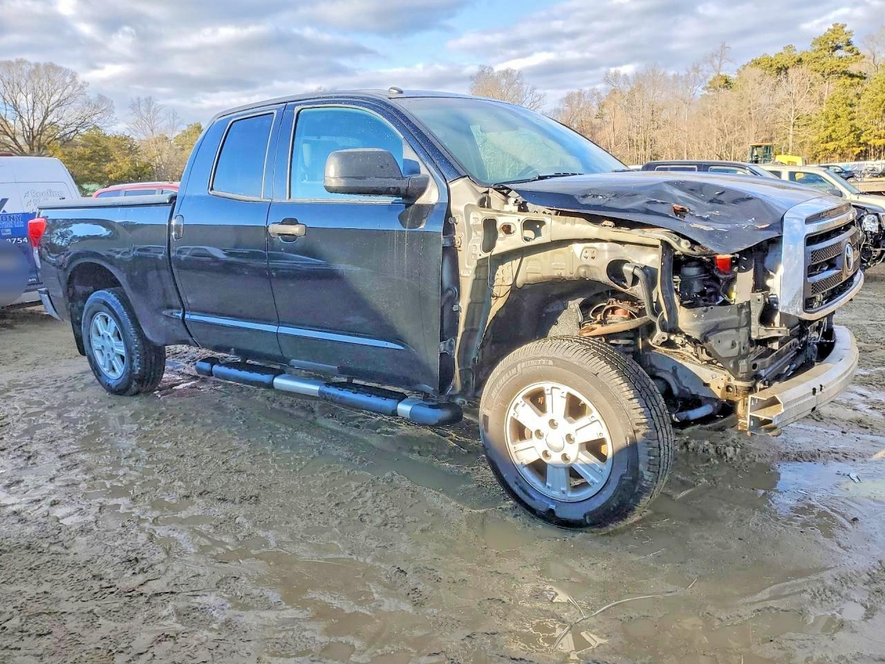 2010 TOYOTA TUNDRA GRADE photo 4