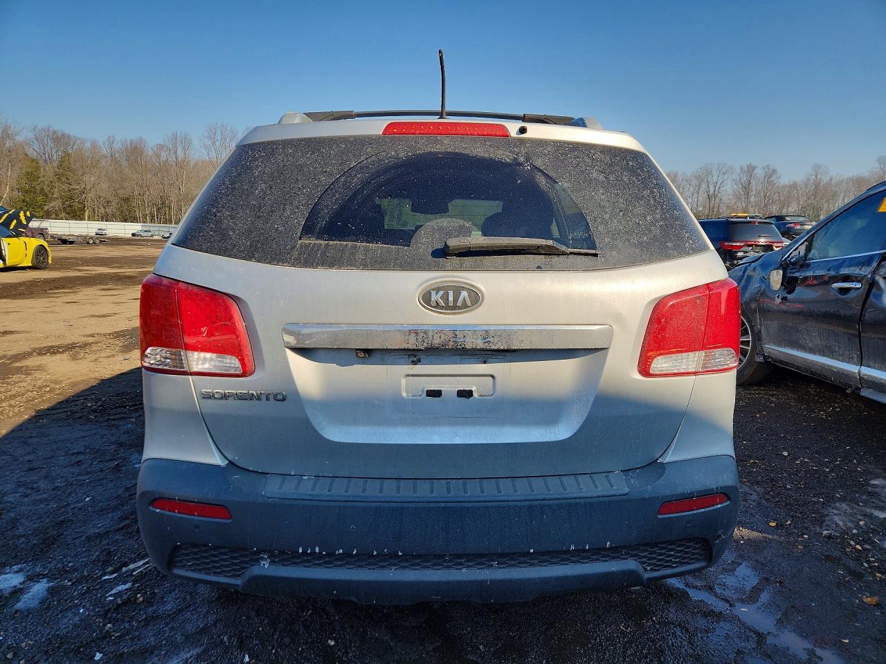 2012 KIA SORENTO LX photo 6