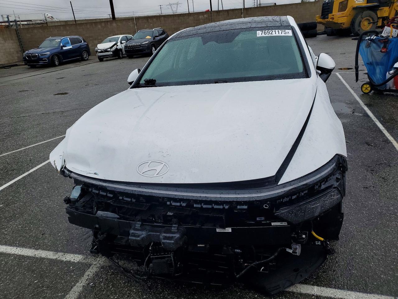 2025 HYUNDAI SONATA HYBRID photo 9
