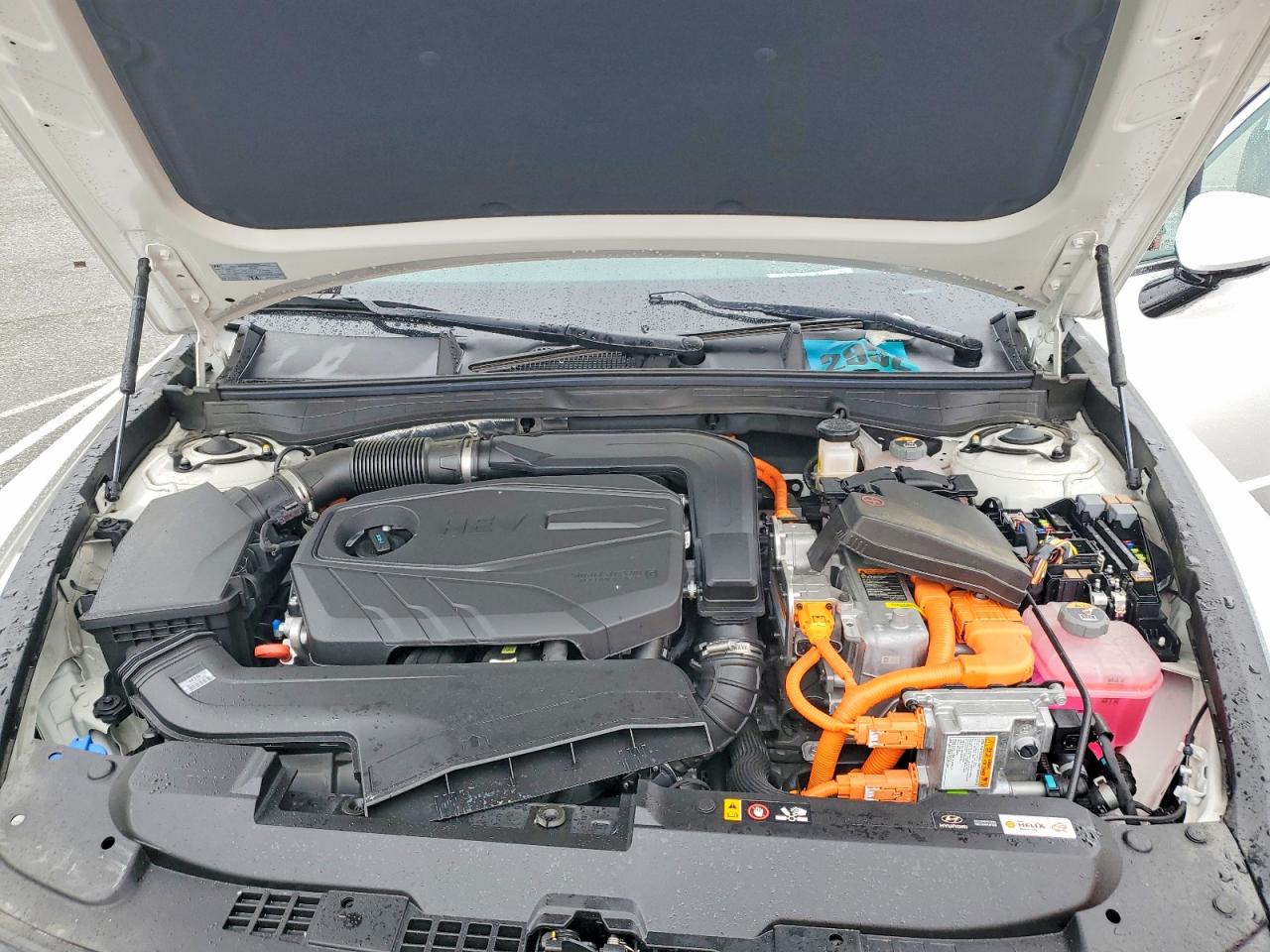 2025 HYUNDAI SONATA HYBRID photo 21