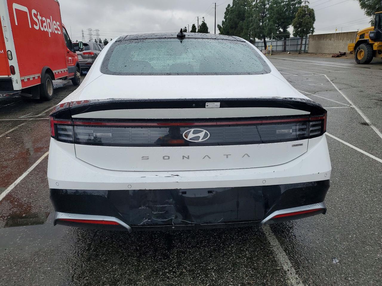 2025 HYUNDAI SONATA HYBRID photo 11