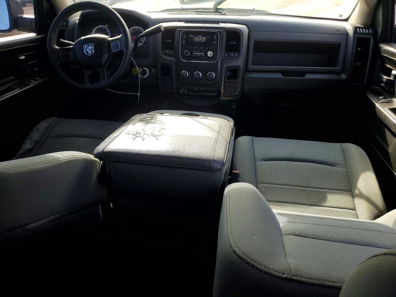 2013 RAM 1500 ST photo 15