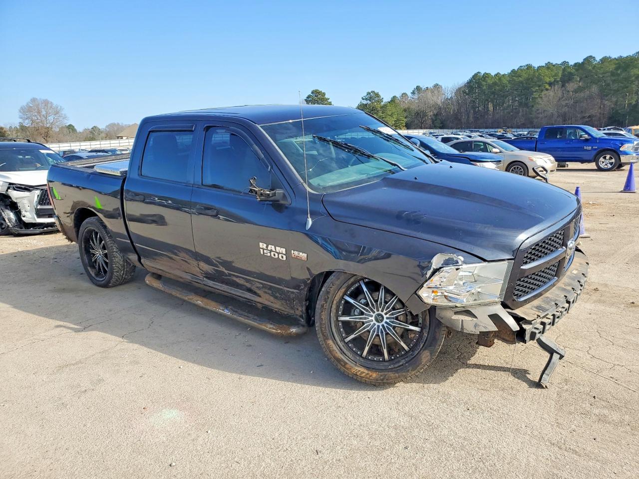 2013 RAM 1500 ST photo 7