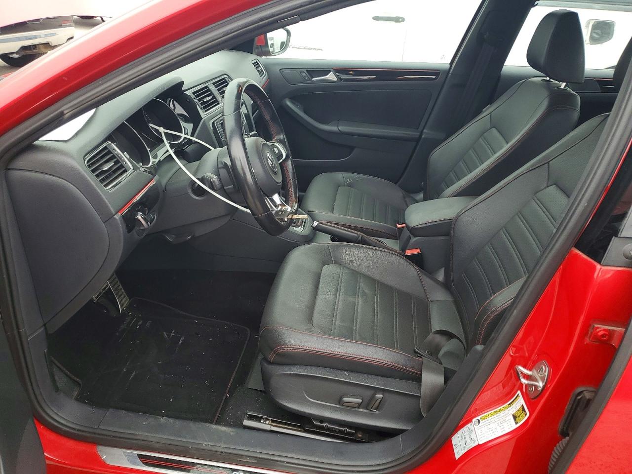 2016 VOLKSWAGEN JETTA GLI photo 7