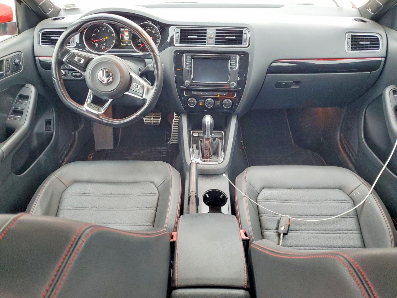 2016 VOLKSWAGEN JETTA GLI photo 8