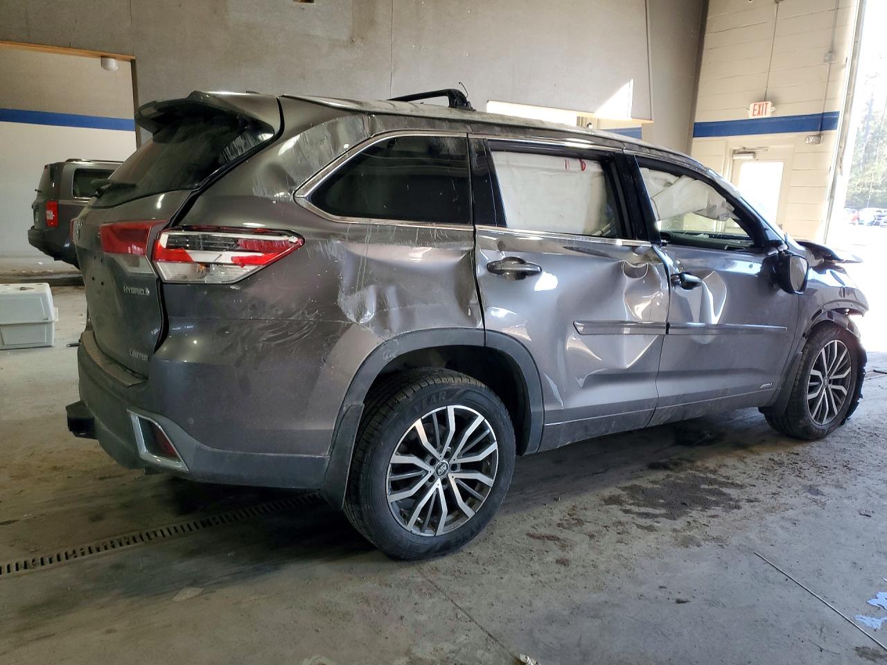 2019 TOYOTA HIGHLANDER HYBRID LIMITED photo 3