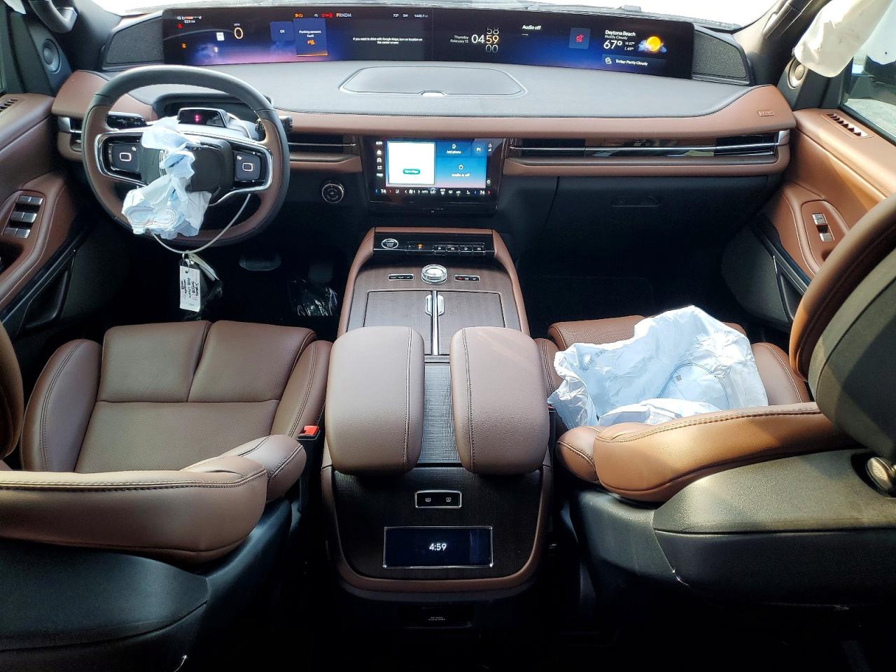 2025 LINCOLN NAVIGATOR RESERVE photo 8