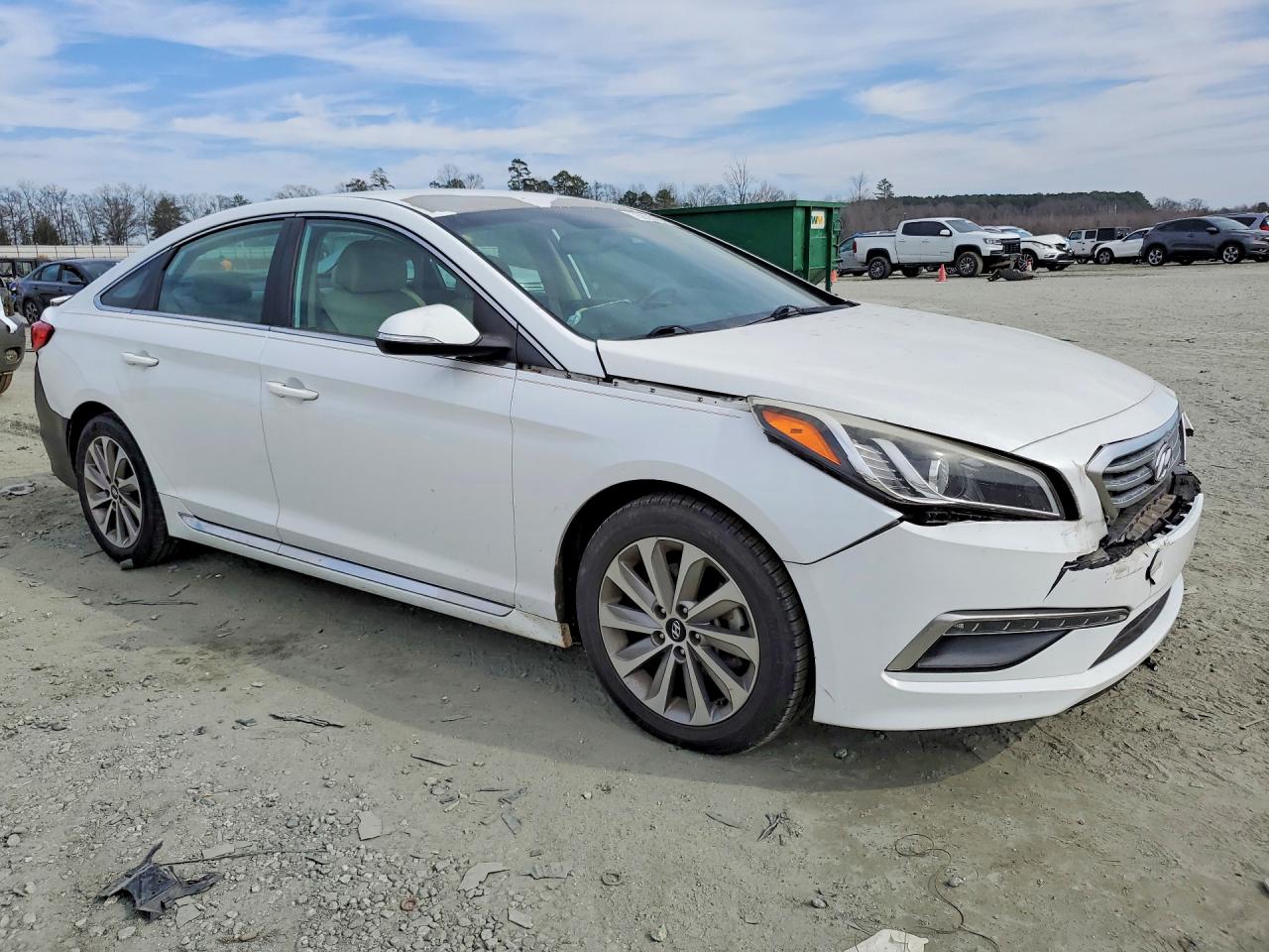 2015 HYUNDAI SONATA SPORT photo 7