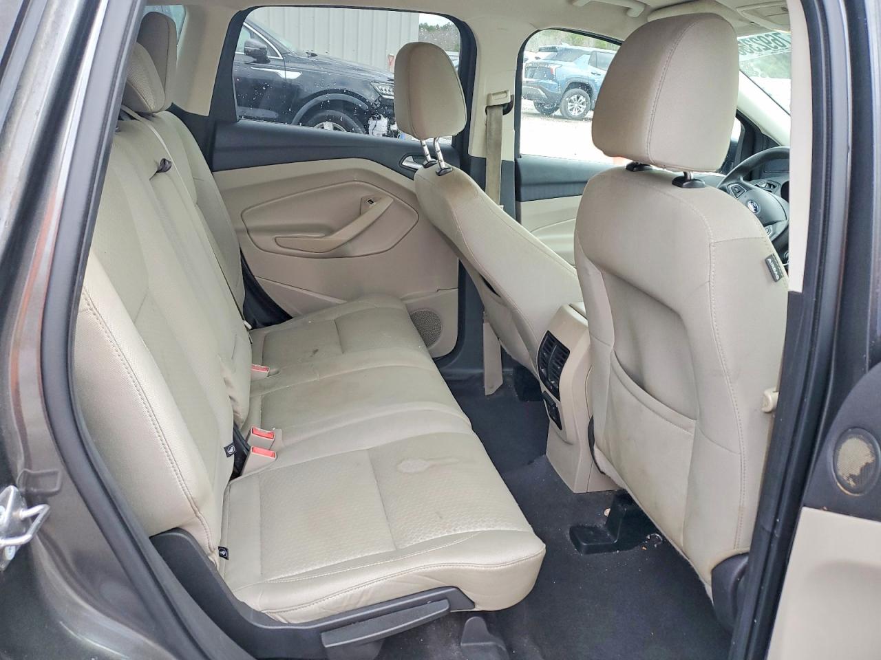 2017 FORD ESCAPE SE photo 11