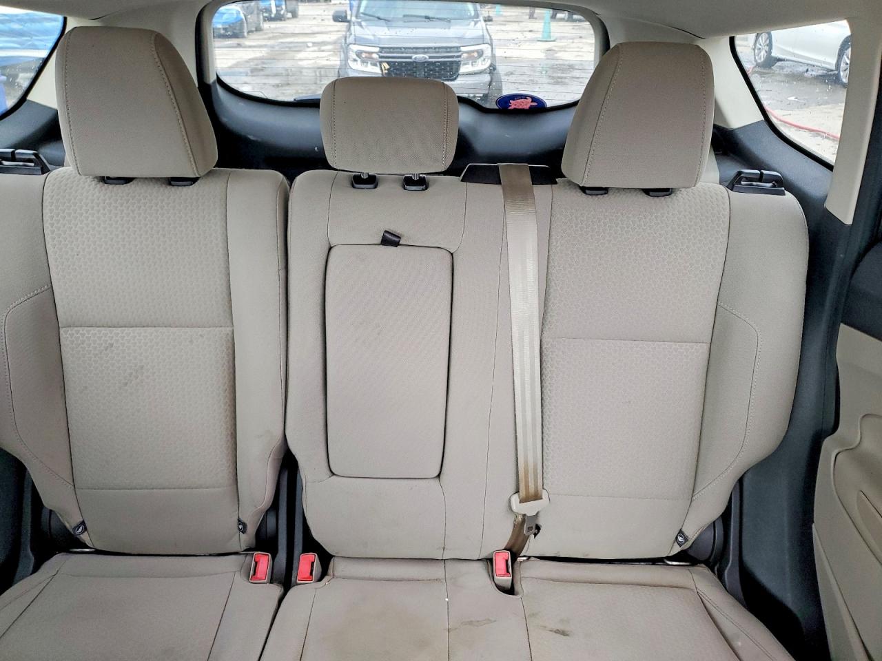 2017 FORD ESCAPE SE photo 10
