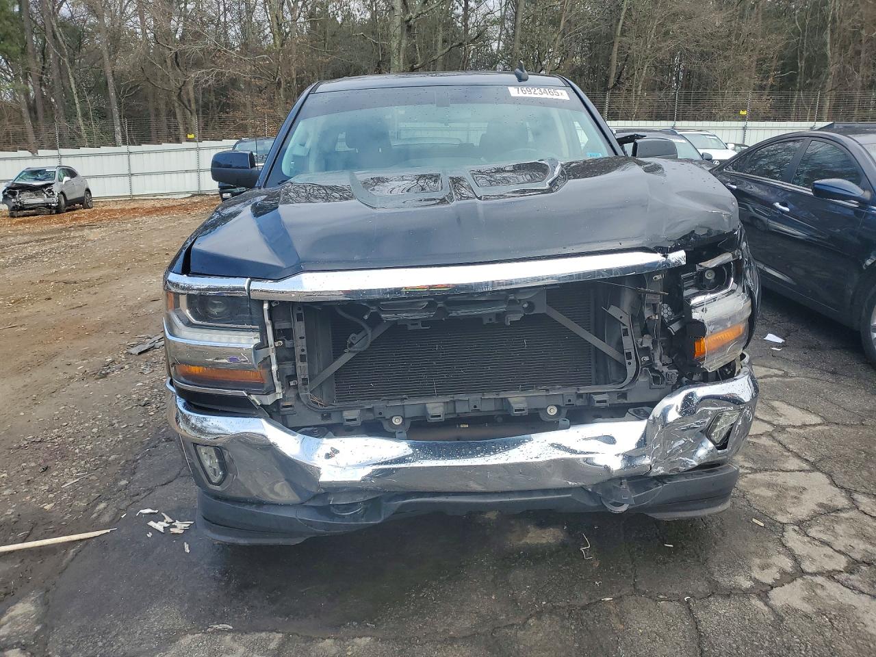 2016 CHEVROLET SILVERADO K1500 LT photo 9