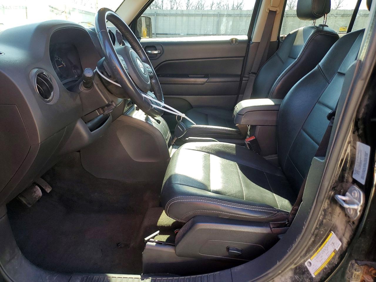 2017 JEEP PATRIOT LATITUDE photo 7