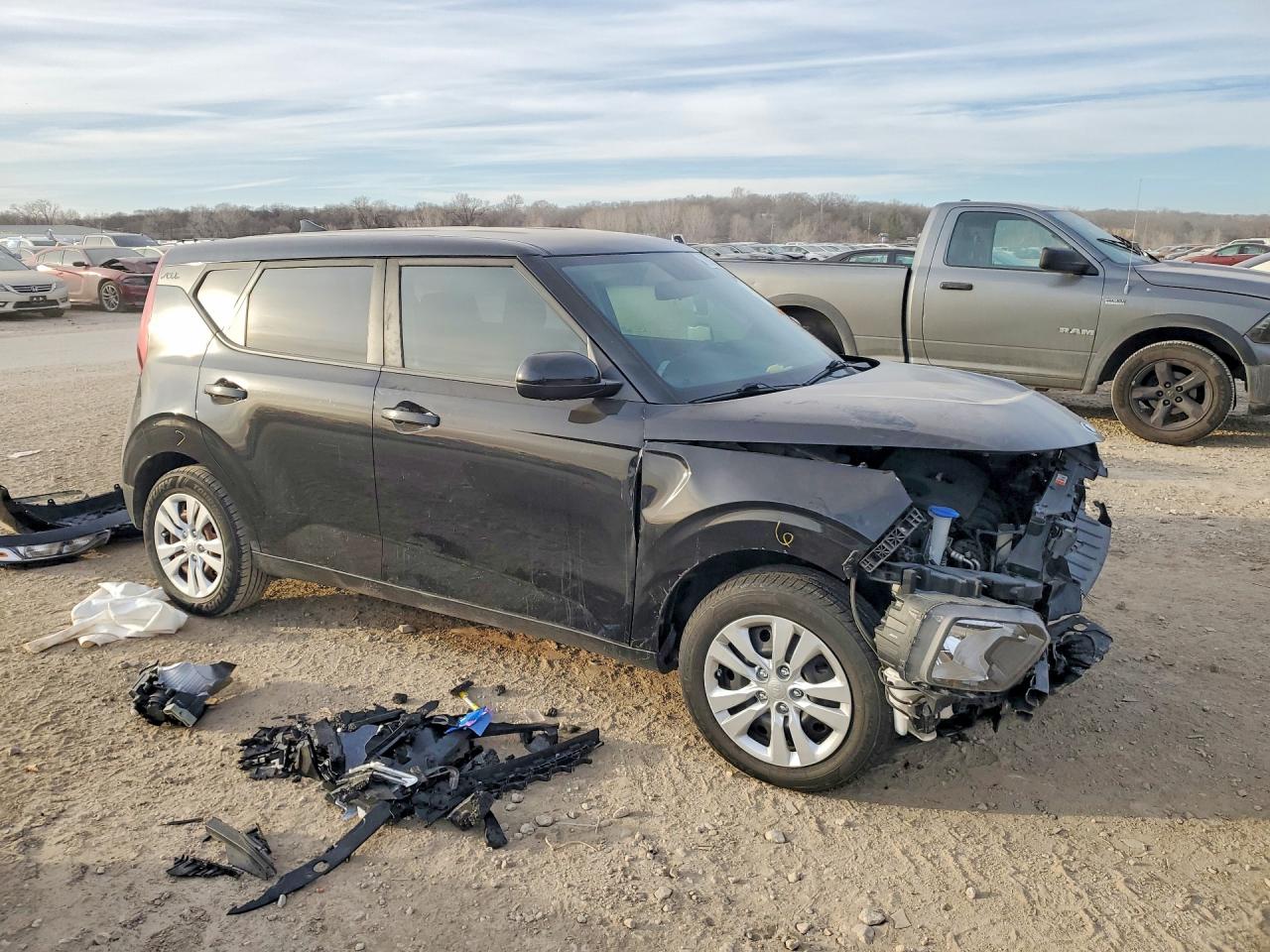 2020 KIA SOUL LX photo 4