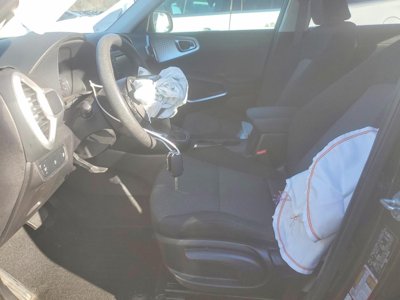2020 KIA SOUL LX photo 7