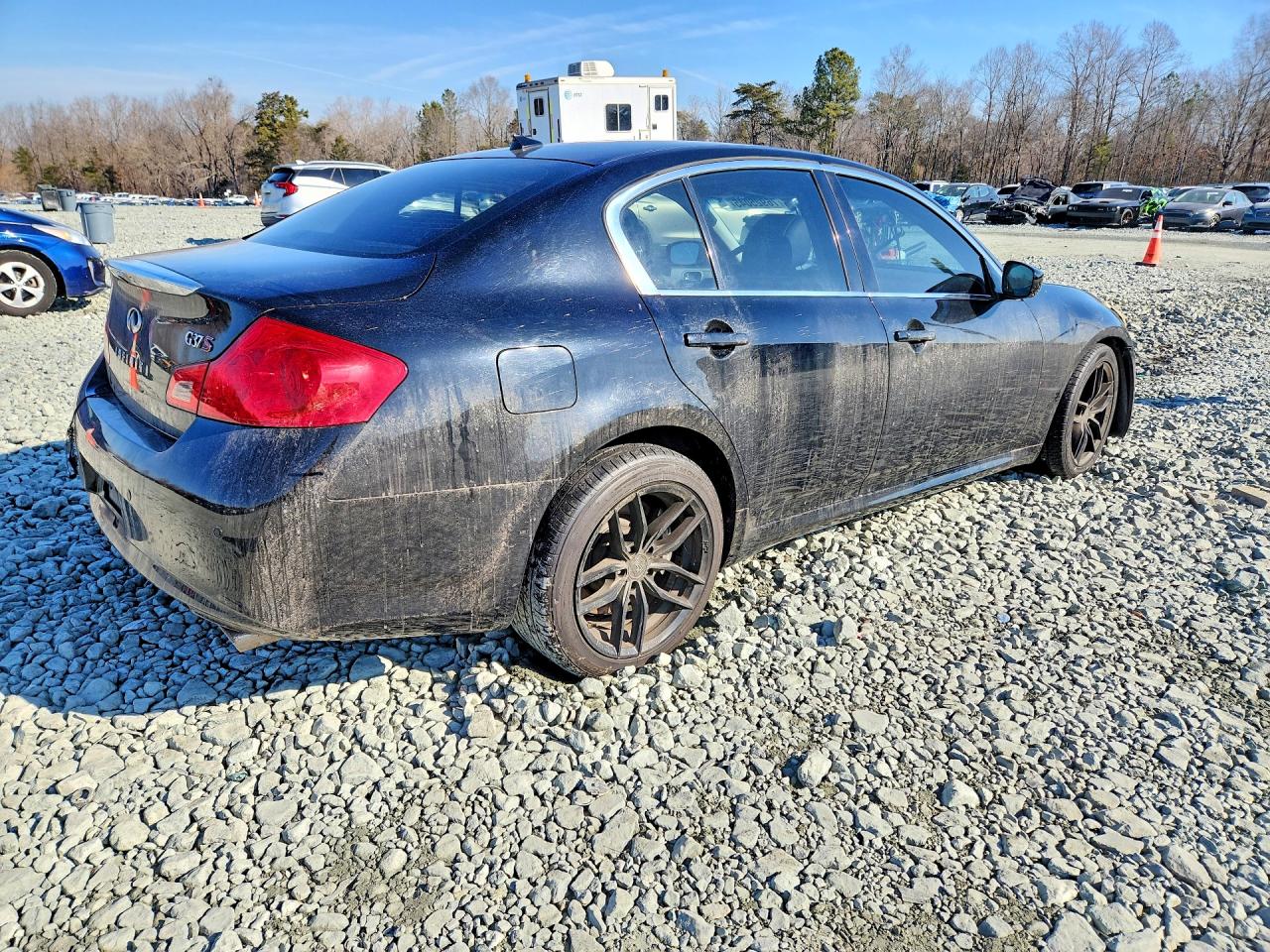 2012 INFINITI G37 BASE photo 5