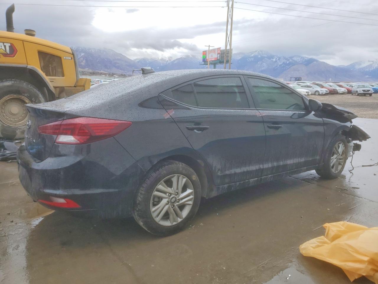 2020 HYUNDAI ELANTRA SEL photo 3