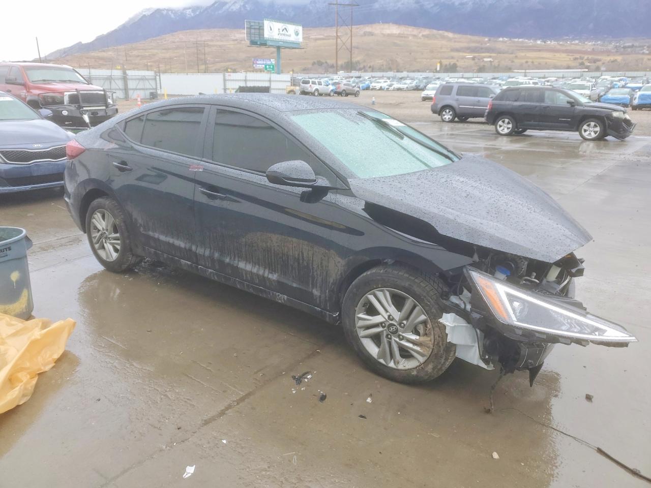 2020 HYUNDAI ELANTRA SEL photo 4