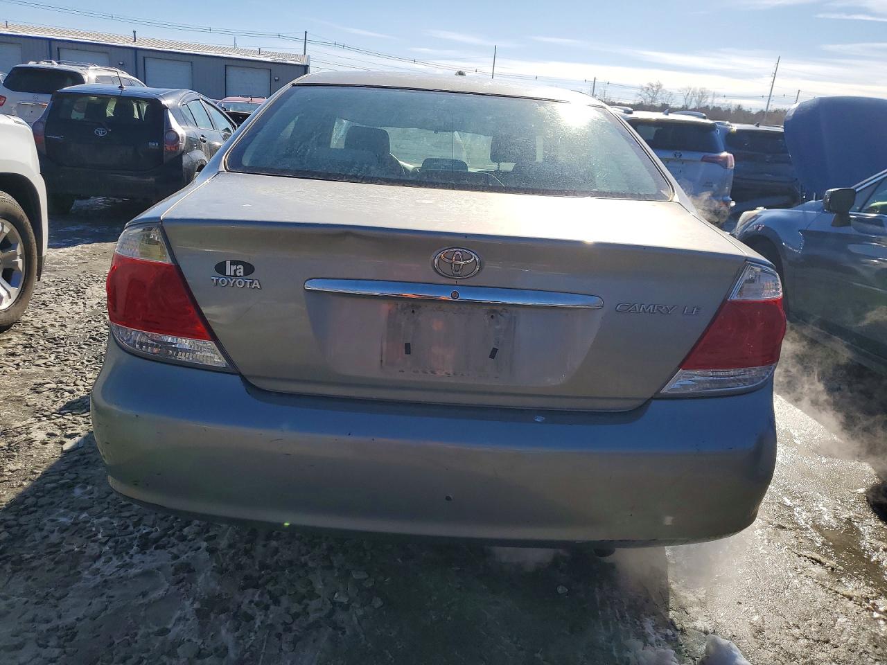 2005 TOYOTA CAMRY LE photo 11
