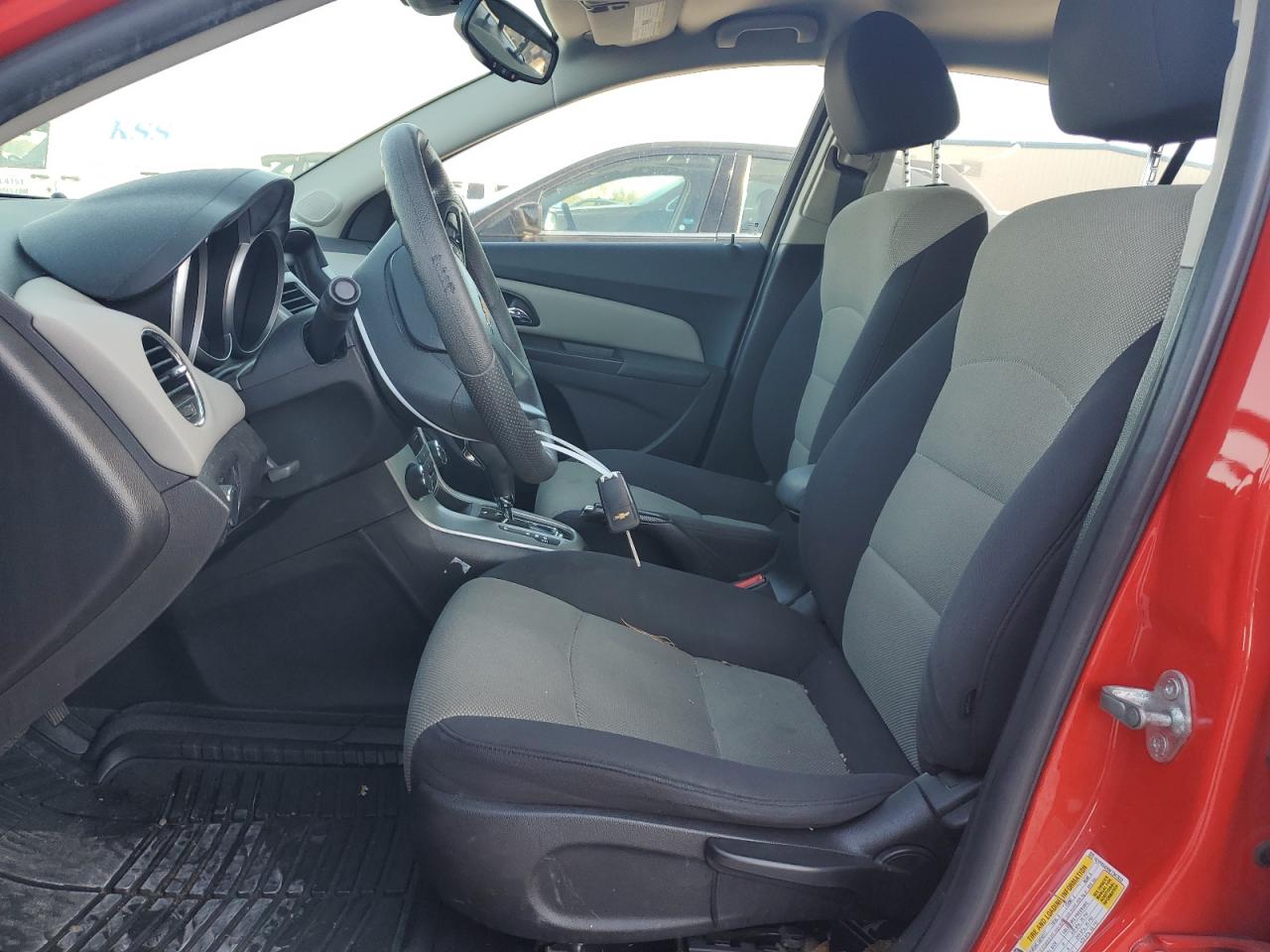 2014 CHEVROLET CRUZE LS photo 13