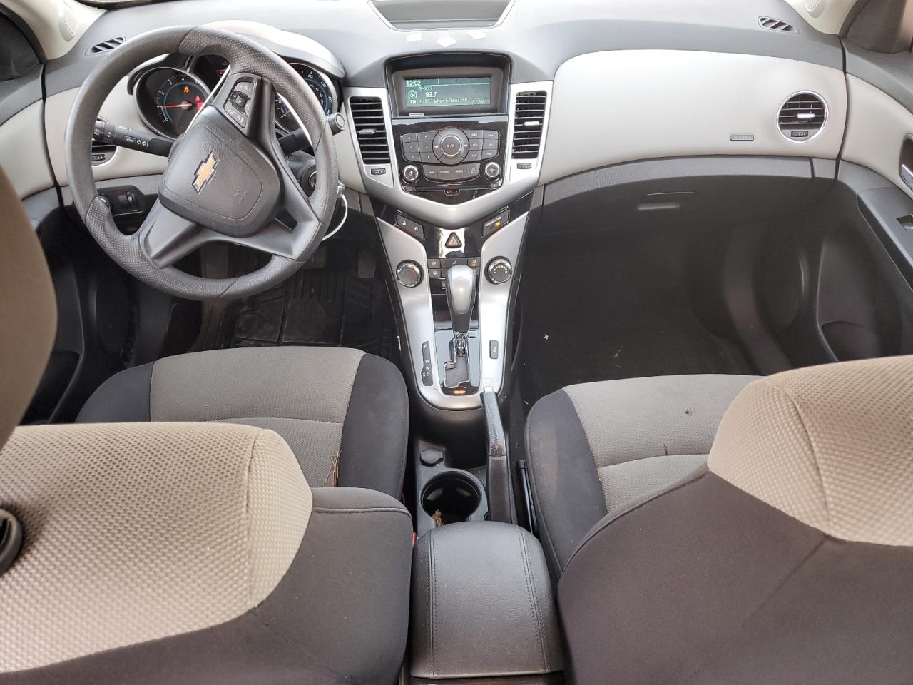 2014 CHEVROLET CRUZE LS photo 15