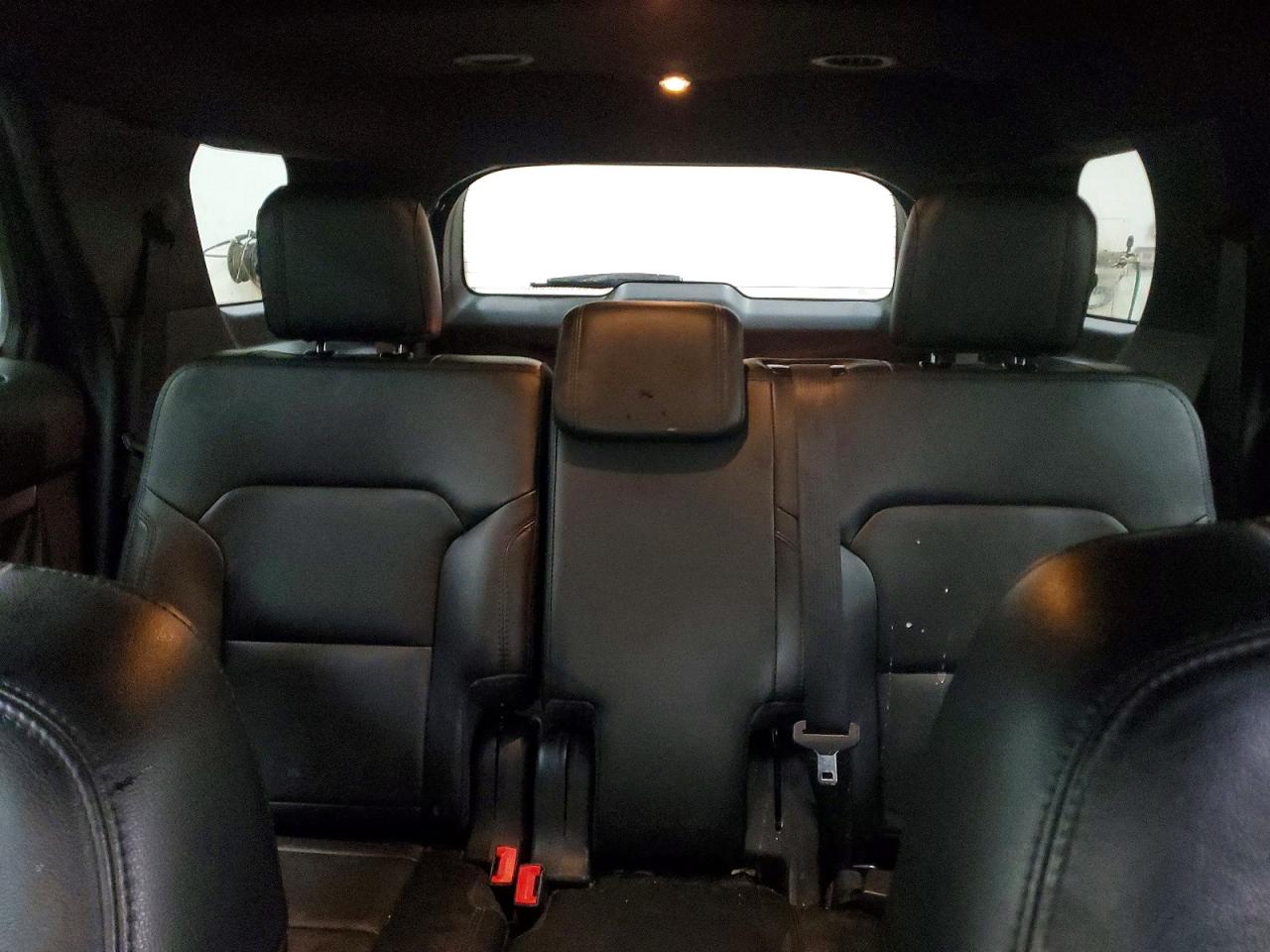 2018 FORD EXPLORER XLT photo 10